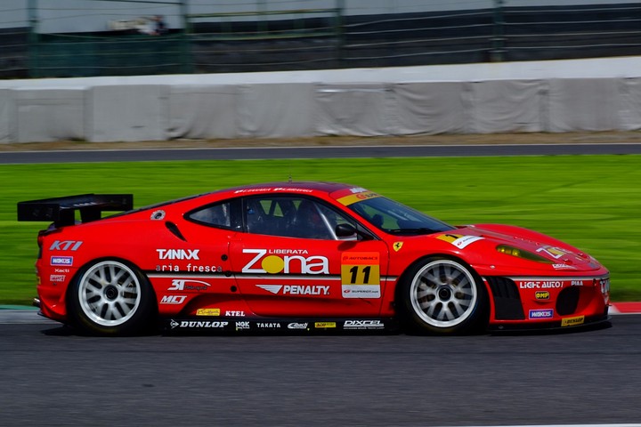 2010年度SUPER GT参戦マシンLineup(GT300): CarNo.11 JIMGAINER DIXCEL DUNLOP F430（田中哲也／平中克幸組）