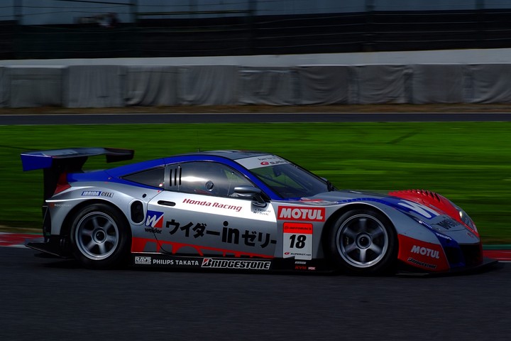 2010年度SUPER GT参戦マシンLineup(GT500): CarNo.18 ウイダー HSV-010（小暮卓史／ロイック・デュバル組）