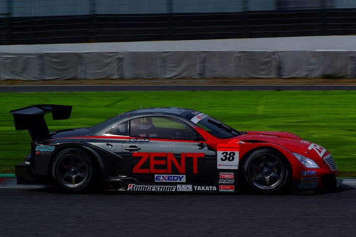 2010年度SUPER GT参戦マシンLineup(GT500): CarNo.38 ZENT CERUMO SC430（立川祐路／リチャード・ライアン組）
