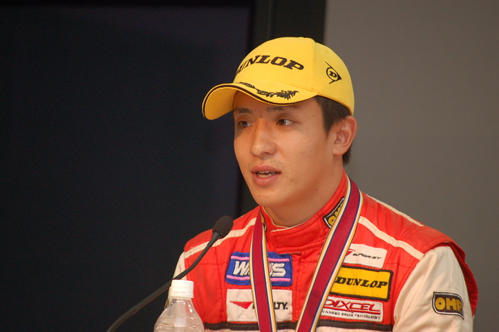 JAFGT、第1レース300クラス決勝で優勝した、平中克幸（ジェイアイエムゲイナー）
