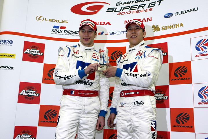 ノックダウン予選、500クラスでPPを獲得した、小暮卓史とロイック・デュバル