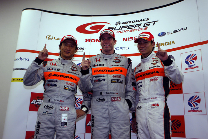 決勝記者会見: GT500クラスの優勝ドライバー