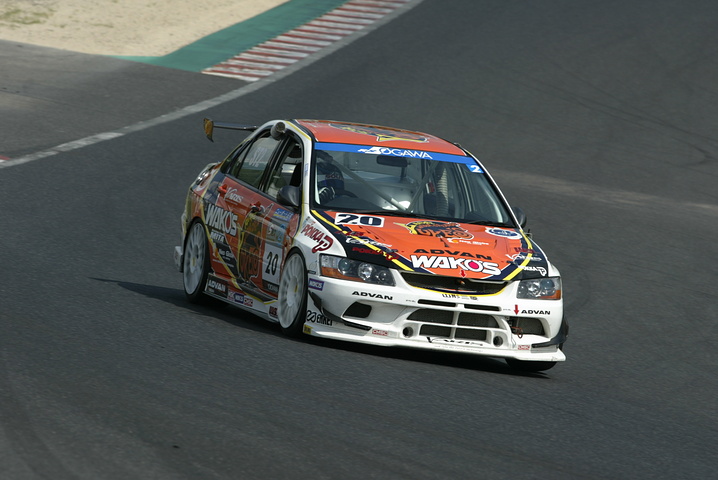 ST2クラス優勝は、RSオガワADVANランサー（大橋正澄／阪口良平／花岡翔太組）