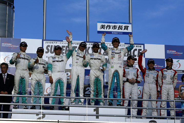 ST1クラスの表彰式