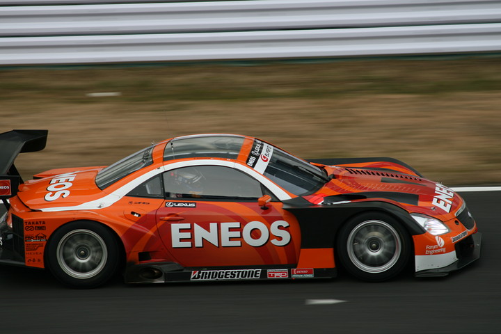 この日のトップタイムはENEOS SC430