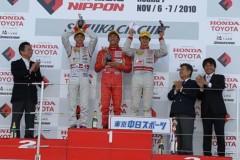fcj_r11_r_podium.jpg fcj_r11_r_podium.jpg