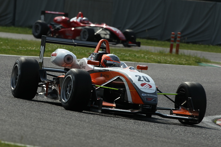 Nクラス決勝2位は、ギャリー・トンプソン（KCMG）