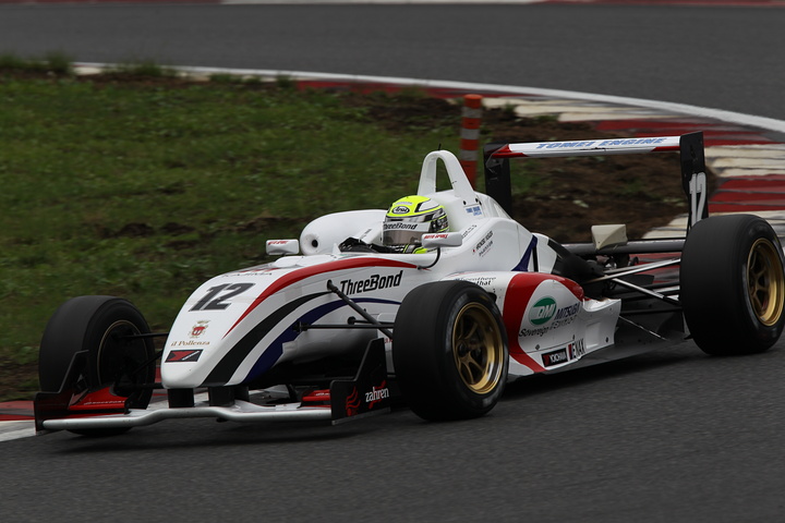 Cクラス優勝は、ポールトゥウィンで安田裕信（スリーボンド）