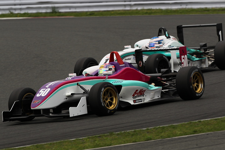 Cクラス決勝3位は、蒲生と激しいバトルを演じて抜き去った、関口雄飛（B-MAX）