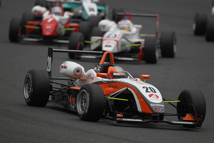 Nクラス2位はギャリー・トンプソン（KCMG）