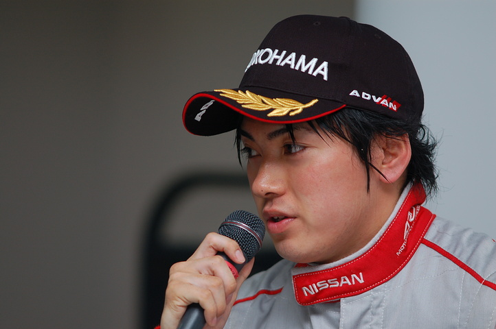 決勝記者会見: Nクラス決勝3位の千代勝正（NDDP）