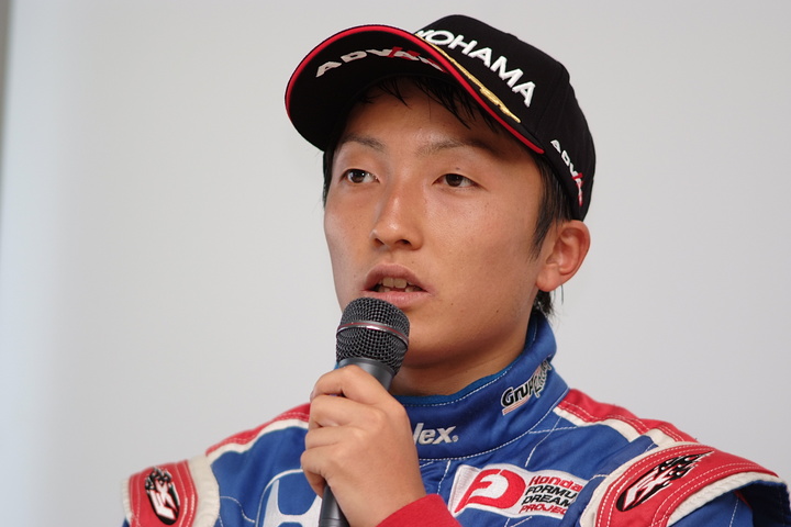決勝記者会見: Nクラス決勝3位の野尻智紀（HDFP）