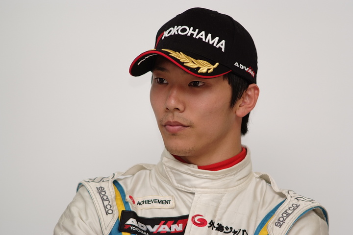 決勝記者会見: Cクラス決勝2位の山内英輝（ハナシマ）