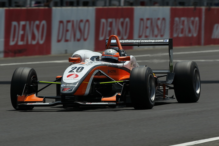 Nクラス優勝はギャリー・トンプソン（KCMG）