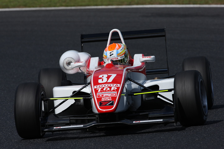 Nクラス予選3位は、中山雄一（トムス）