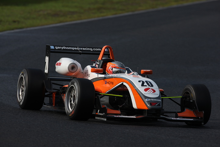 Nクラス決勝3位は、ギャリー・トンプソン（KCMG）