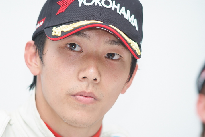 決勝記者会見: Cクラス優勝の、山内英輝（ハナシマ）