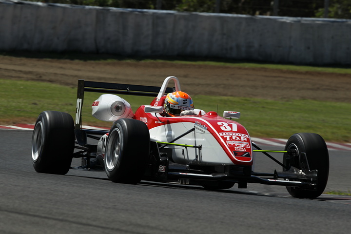 Nクラス予選3位は中山雄一（トムス）