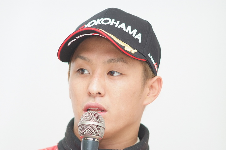 決勝記者会見: Cクラス決勝3位の関口雄飛（B-MAX）