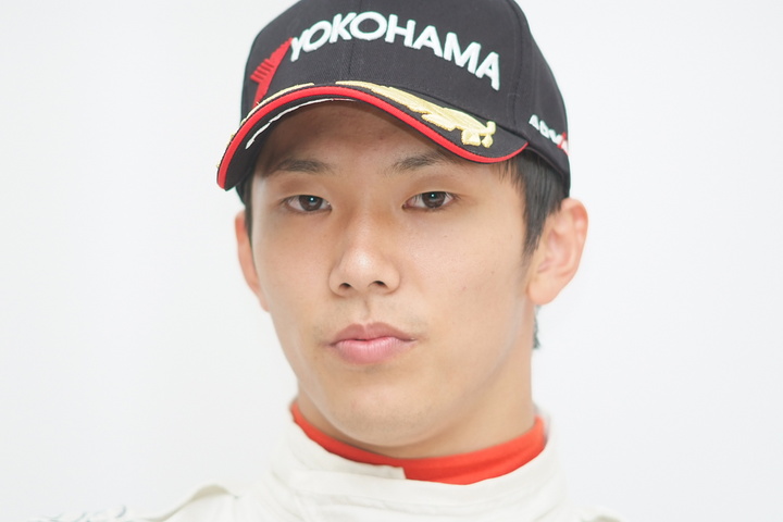 決勝記者会見: Cクラス優勝の山内英輝（ハナシマ）