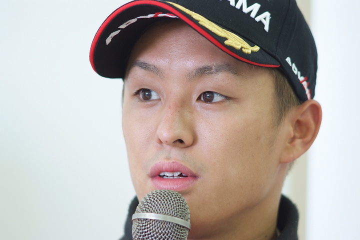 決勝記者会見: Cクラス優勝は関口雄飛（B-MAX）