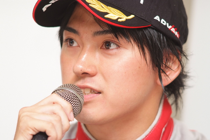 決勝記者会見: Nクラス優勝で年間王者も獲得した千代勝正（NDDP）