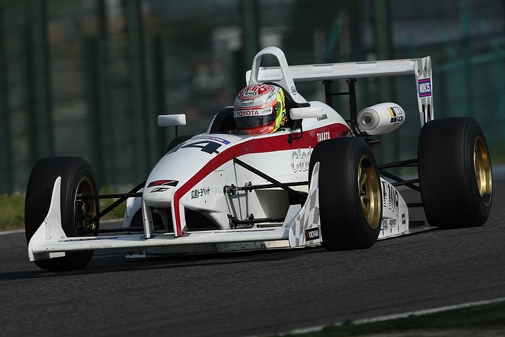 F4西日本シリーズ第2戦で優勝した平川亮