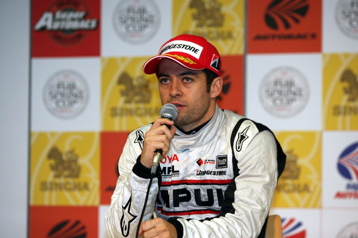 JAFGP決勝記者会見: 優勝したジョアオ・パオロ・デ・オリベイラ（インパル）