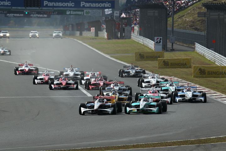 JAFGP第2レース: 22周の決勝レースがスタートした #2