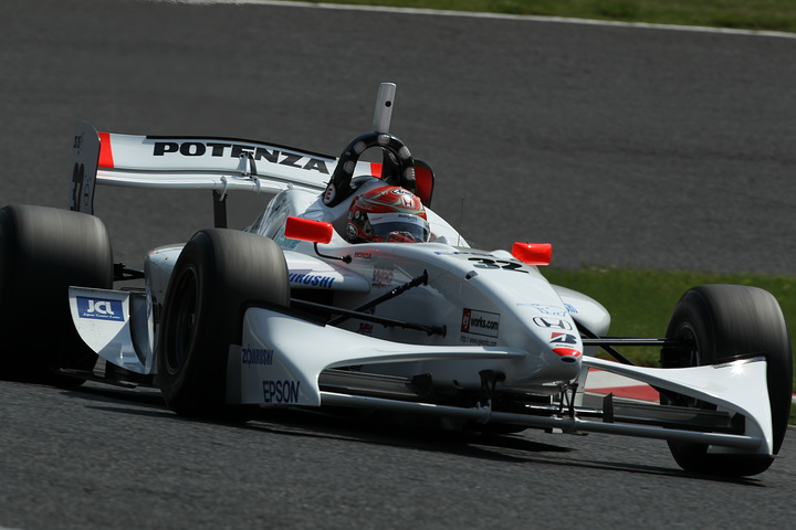 フリー走行1回目: 3位は、小暮卓史（ナカジマ）