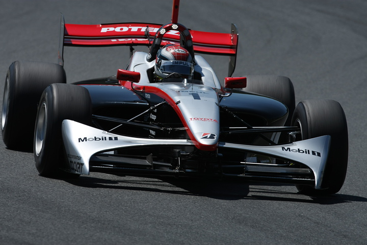 フリー走行1回目、トップタイムはジョアオ・パオロ・デ・オリベイラ（インパル）