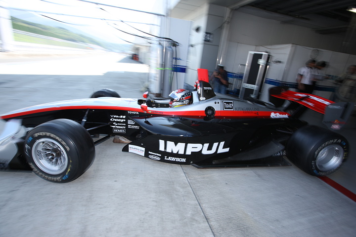 ポールポジションのジョアオ・パオロ・デ・オリベイラ（インパル）