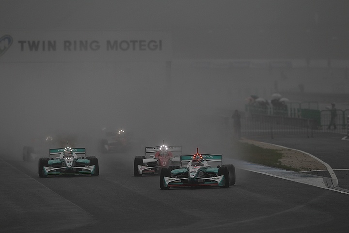 決勝レース2のスタートシーン #2