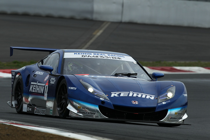 2011 SUPER GT Lineup(GT500): CarNo.17 KEIHIN HSV-010（金石年弘／塚越広大組）
