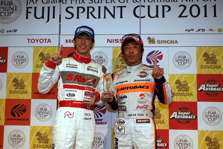 JAFGP 第2レース: ポールポジションの柳田真孝（GT500）と高木真一（GT300）