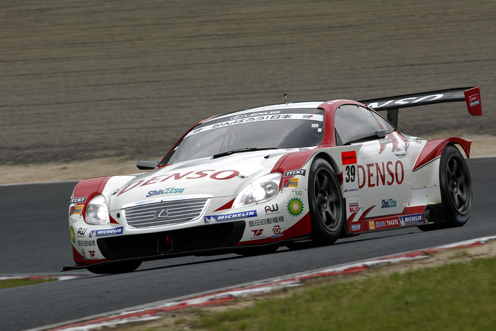 GT500クラス、ノックアウト予選Q1をトップで通過したDENSO SARD SC430（石浦宏明／井口卓人組）