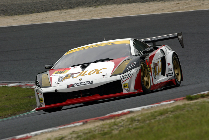 GT300クラス、ノックアウト予選Q1をトップで通過したJLOCランボルギーニRG-3（井入宏之／関口雄飛組）