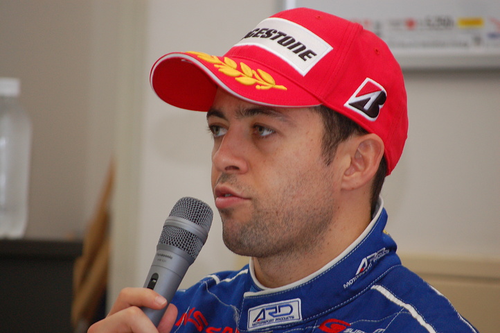 決勝記者会見: GT500クラス優勝のジョアオ・パオロ・デ・オリベイラ（カルソニックIMPUL GT-R）