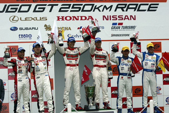 GT500クラス暫定表彰式