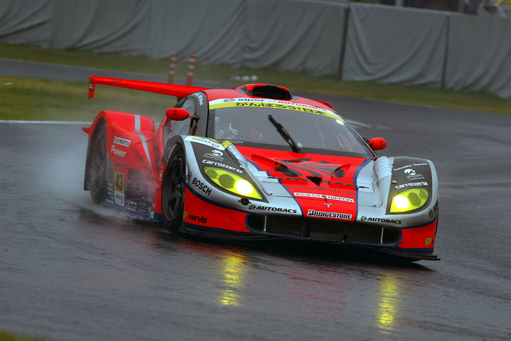 雨のBS、真価を発揮！ フリー走行GT300クラストップはARTA Garaiya（高木真一／松浦孝亮組）