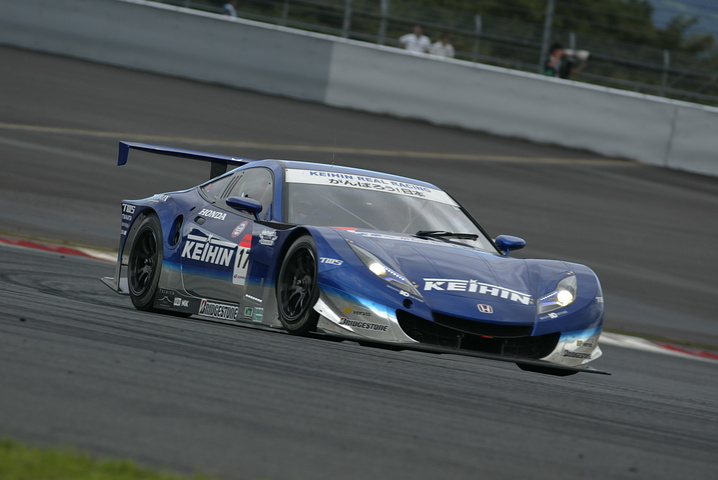 GT500クラス決勝3位は、KEIHIN HSV-010（金石年弘／塚越広大組）