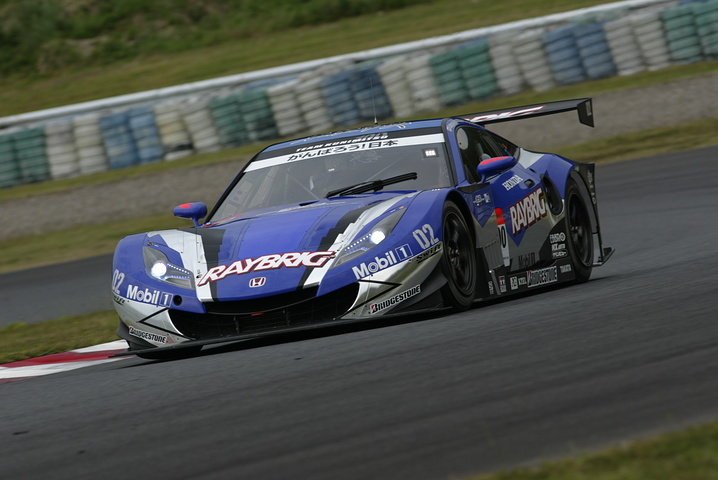 日曜朝のフリー走行でGT500クラストップタイムのRAYBRIG HSV-010（伊沢拓也／山本尚貴組）