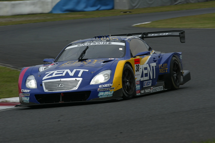 GT500クラス決勝3位はZENT CERUMO SC430（立川祐路／平手晃平組）