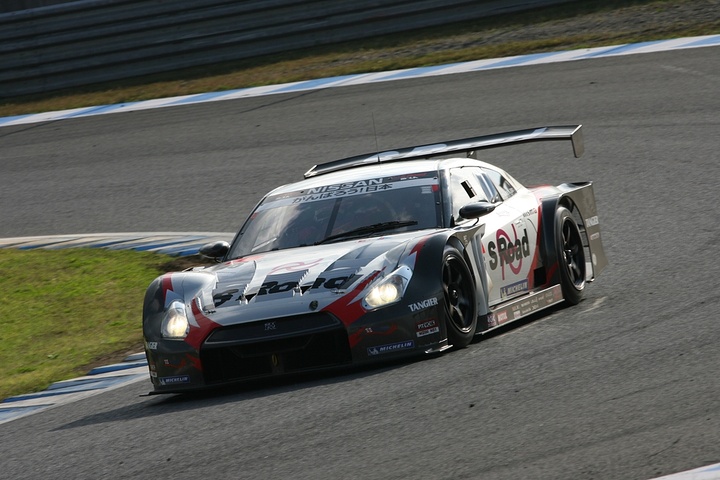 GT500クラス決勝2位はS Road MOLA GT-R（柳田真孝／ロニー・クインタレッリ組）