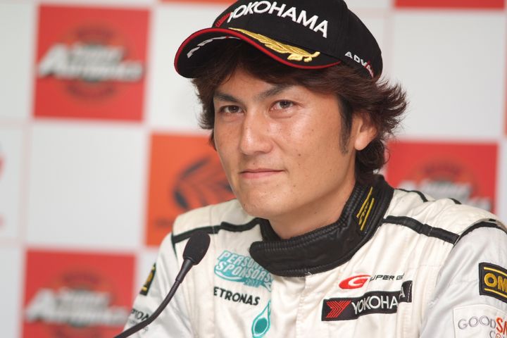 決勝記者会見: GT300クラス優勝の谷口信輝（初音ミクグッドスマイルBMW)