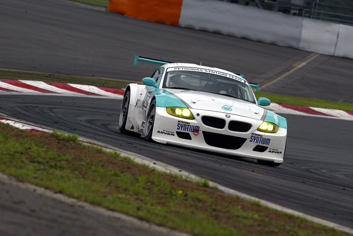 ST1クラス優勝は、PETRONAS SYNTIUM BMW Z4MCOUPE（ドミニク・アン／柳田真孝／谷口信輝組）