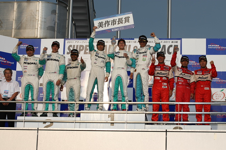 ST-1クラスの暫定表彰式