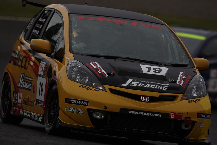 ST-5クラスポールポジションはBRP☆HYPER ECU C72制動屋FFC J'SフィットRS（奥村浩一／前山亘／鍋家武組）