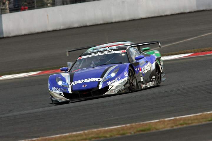 JAFGT:GT500第2レース: 決勝3位は伊沢拓也（RAYBRIG HSV-010）