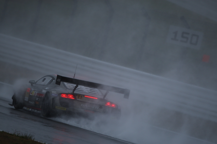 FUJI SPRINT CUP GT300クラス: 平中克幸（GAINER DIXCEL R8 LMS）